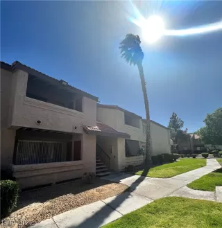 Photo #1: 2393099 Listing 