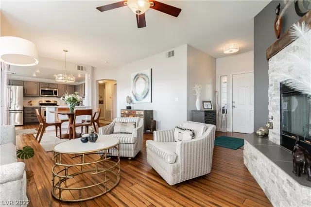 MLS: 2393104 Condo For Sale