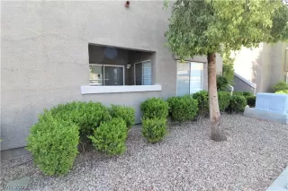 Photo #2: 2393115 Listing 