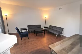 Photo #4: 2393115 Listing 
