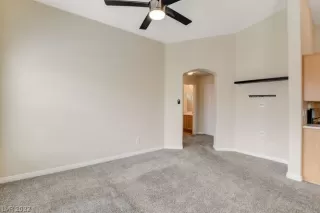 Photo #6: 2393134 Listing