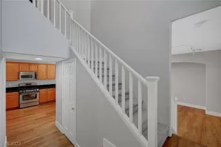 Photo #4: 2393166 Listing 