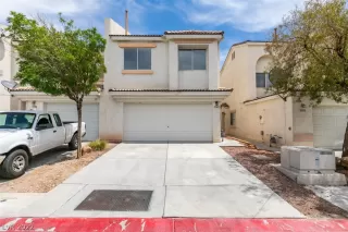 Photo #1: 2393168 Listing 