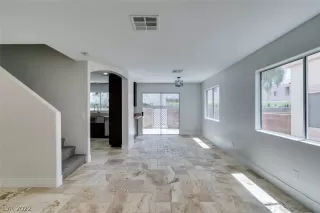 Photo #6: 2393168 Listing 