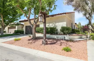 Photo #1: 2393178 Listing