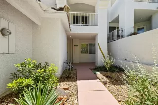 Photo #1: 2393202 Listing 