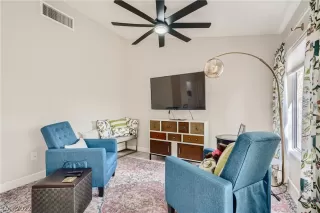 Photo #5: 2393219 Listing