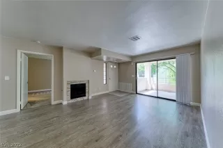 Photo #6: 2393231 Listing 