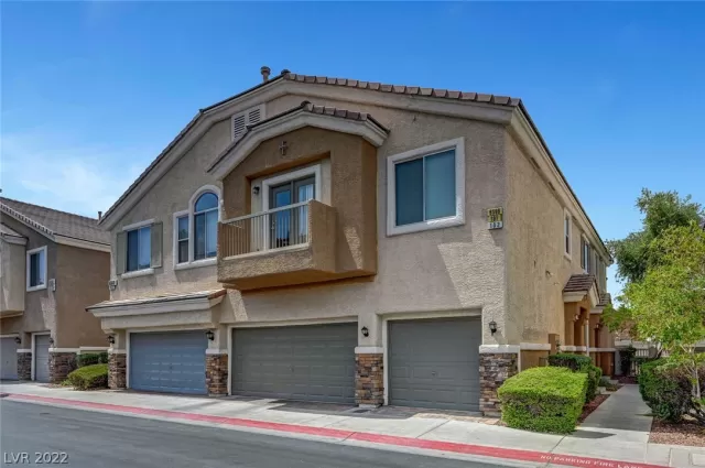 MLS: 2393262 Condo For Sale