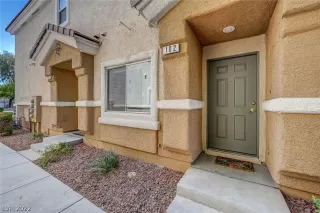 Photo #4: 2393262 Listing