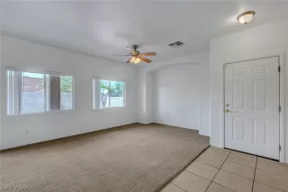 Photo #6: 2393262 Listing