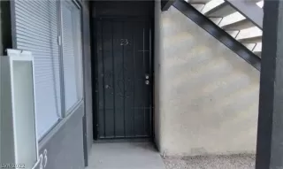 Photo #3: 2393340 Listing 