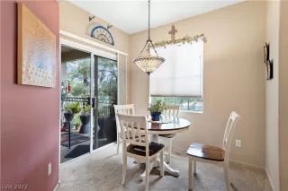 Photo #6: 2393365 Listing 