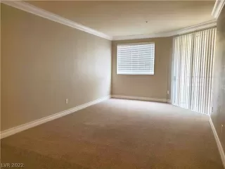 Photo #2: 2393373 Listing