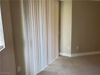 Photo #4: 2393373 Listing