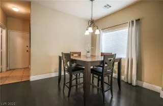 Photo #3: 2393384 Listing