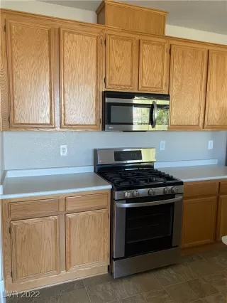 Photo #5: 2393395 Listing 