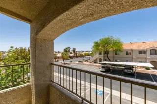 Photo #1: 2393429 Listing