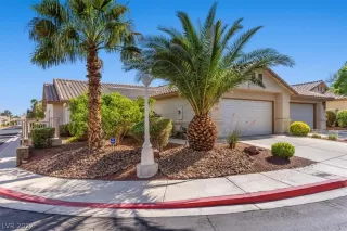 Photo #1: 2393448 Listing