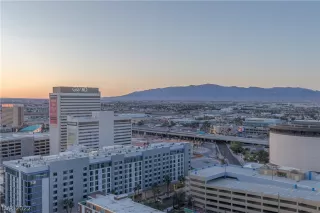 Photo #5: 2393461 Listing 