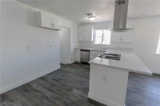 Photo #6: 2393463 Listing 
