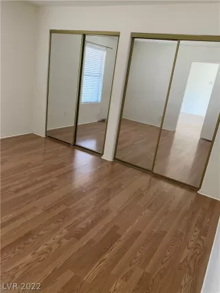 Photo #4: 2393477 Listing 