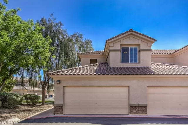 MLS: 2393485 Condo For Sale