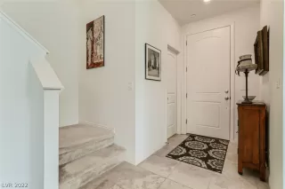 Photo #4: 2393505 Listing