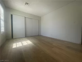 Photo #1: 2393508 Listing 