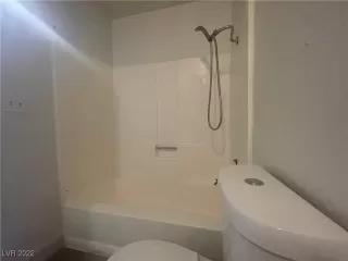 Photo #2: 2393508 Listing 