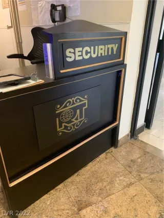 Photo #5: 2393511 Listing 