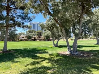 Photo #3: 2393519 Listing 