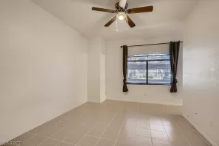 Photo #4: 2393523 Listing