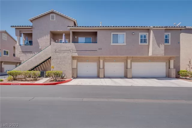 MLS: 2393615 Condo For Sale