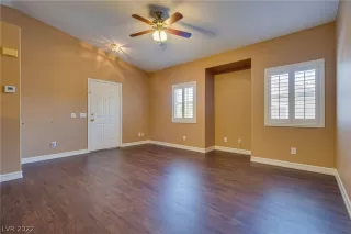 Photo #6: 2393615 Listing 