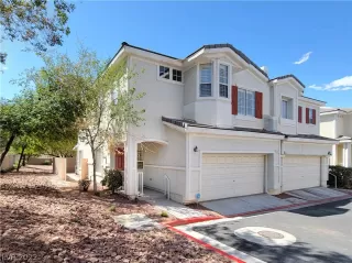 Photo #1: 2393619 Listing 