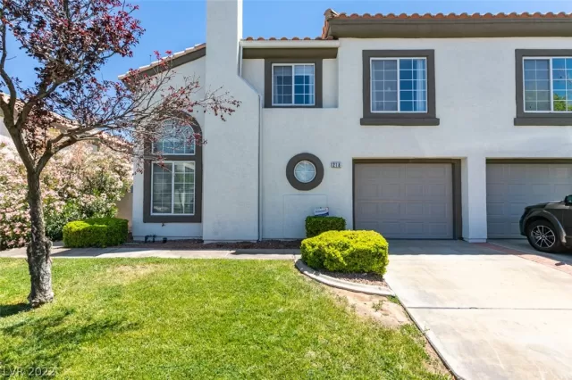 MLS: 2393647 Condo For Sale