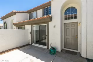 Photo #1: 2393647 Listing 