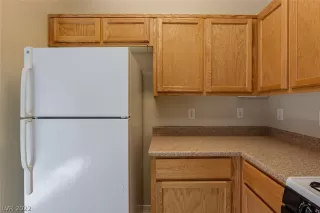 Photo #5: 2393667 Listing