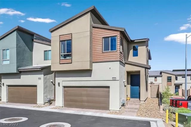 MLS: 2393689 Condo For Sale