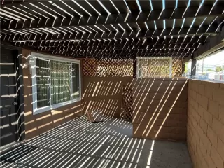 Photo #3: 2393770 Listing