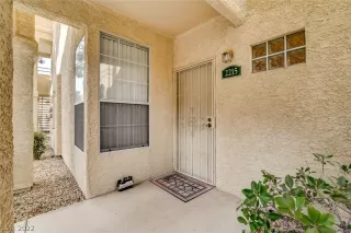 Photo #3: 2393773 Listing 