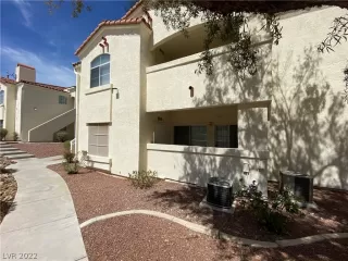 Photo #6: 2393786 Listing 