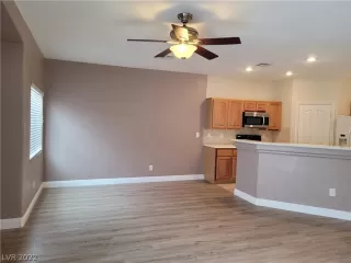 Photo #5: 2393792 Listing 
