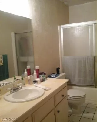 Photo #4: 2393797 Listing 