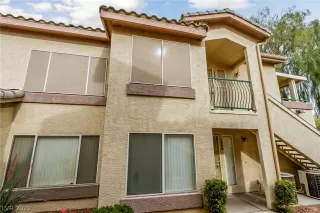 Photo #2: 2393820 Listing