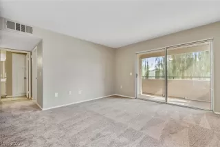 Photo #5: 2393820 Listing