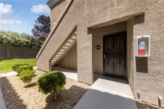 Photo #1: 2393822 Listing