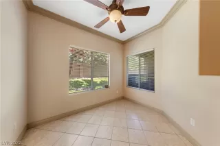 Photo #5: 2393822 Listing