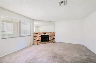 Photo #1: 2393909 Listing